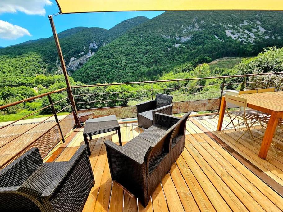 La Castellane, Vue Imprenable Sur Le Luberon Villa Saignon Dış mekan fotoğraf