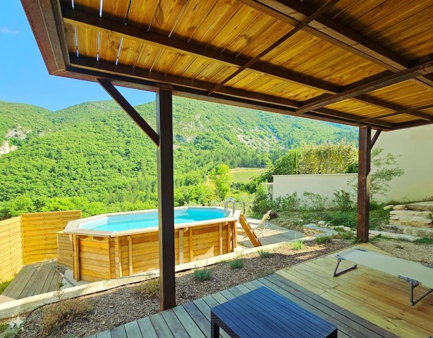 La Castellane, Vue Imprenable Sur Le Luberon Villa Saignon Dış mekan fotoğraf